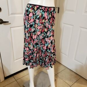 Loco Lindo Size XL Floral Black Skirt